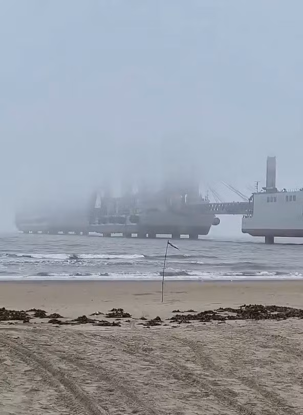 Báo cáo quân sự Mỹ năm ngoái đã đề cập đến vấn đề này, chỉ ra PLA chưa đầu tư vào lượng lượng đổ bộ truyền thống nhưng lại dựa vào tàu dân dụng để bù đắp.