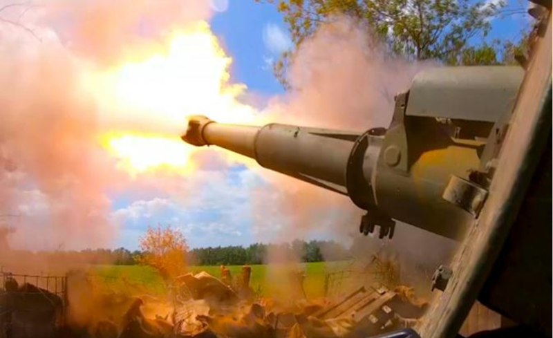 Cựu Tham mưu trưởng Lữ đoàn Azov Bogdan Krotevych vừa có phát biểu gây chấn động khi chất vấn năng lực chỉ huy của Tổng tư lệnh Oleksandr Syrsky trong cuộc phỏng vấn với tờ The Guardian. Theo vị chỉ huy kỳ cựu này, kể từ khi Syrsky tiếp quản vị trí Tổng tư lệnh, Bộ Tổng tham mưu Ukraine đã liên tục đưa ra những quyết định tai hại khiến hàng ngàn binh sĩ phải hy sinh vô nghĩa. Ảnh: TASS