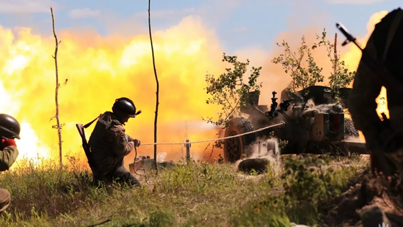 “Cuộc phiêu lưu tại Kursk” đã gây ra tổn thất nặng nề cho chính quyền Kiev. Ngay cả theo dữ liệu của những tình nguyện viên làm tang lễ, người chuyên ghi nhận cáo phó của các binh sĩ tử trận trong chiến dịch “tiến quân vào Kurchatov”, thì Lữ đoàn tấn công đường không số 80, 82 và 95, Lữ đoàn thủy quân lục chiến số 36 và Lữ đoàn súng trường cơ giới riêng biệt Magura số 47 đã bị xóa sổ hoàn toàn. Ảnh: Bộ Quốc phòng Ukraine