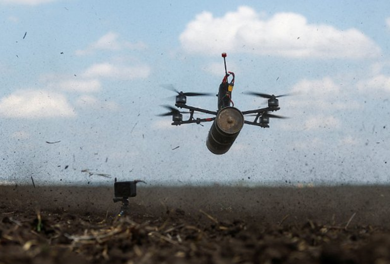 Sương mù Ukraine chọc thủng phòng tuyến Nga, lực lượng Chechnya xuất trận - Hình 5 Suong mu Ukraine choc thung phong tuyen Nga, luc luong Chechnya xuat tran-Hinh-5