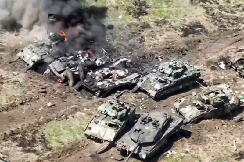 Sương mù Ukraine chọc thủng phòng tuyến Nga, lực lượng Chechnya xuất trận - Hình 14 Suong mu Ukraine choc thung phong tuyen Nga, luc luong Chechnya xuat tran-Hinh-14