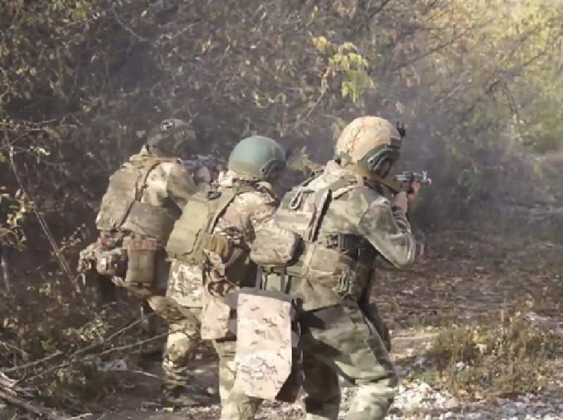 Sương mù Ukraine chọc thủng phòng tuyến Nga, lực lượng Chechnya xuất trận Suong mu Ukraine choc thung phong tuyen Nga, luc luong Chechnya xuat tran