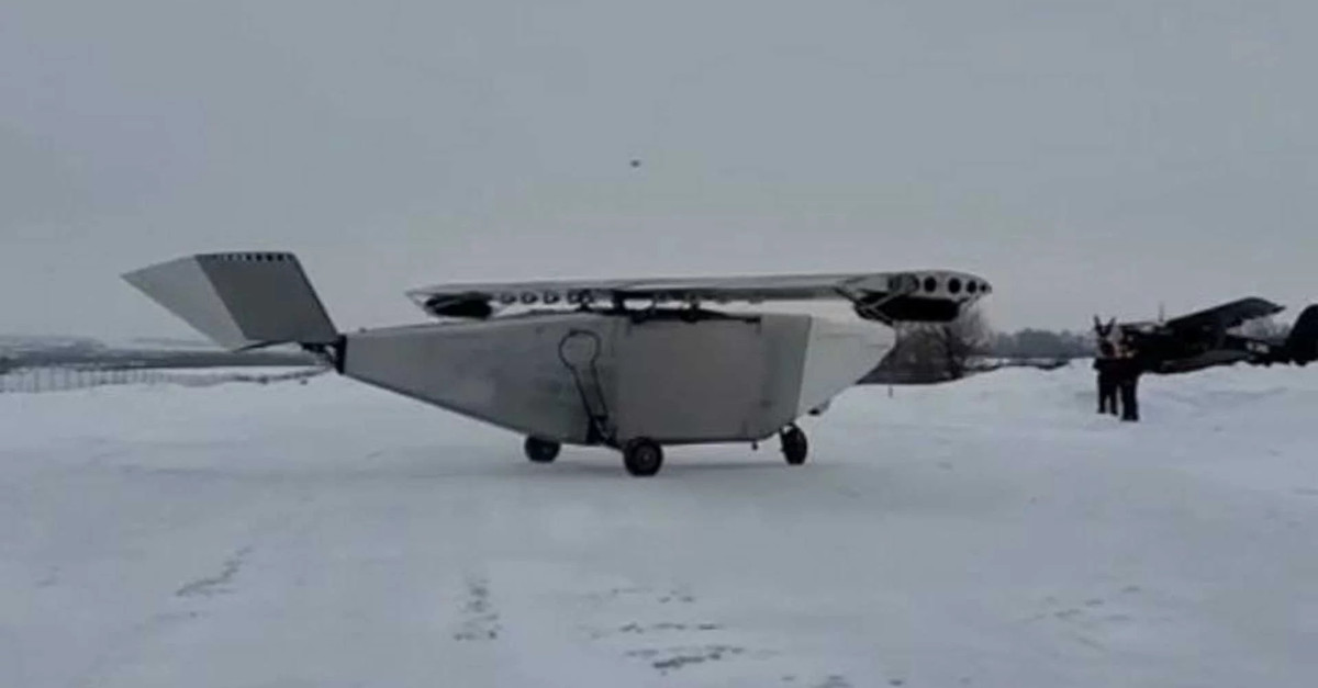 Nga hé lộ UAV “TrUMP” - Sức mạnh vượt trội hay chỉ là chiêu trò? Nga he lo UAV “TrUMP” - Suc manh vuot troi hay chi la chieu tro?