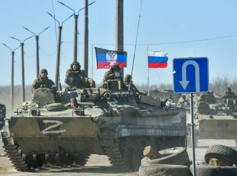 Đồng thời, Nga gấp rút điều động đơn vị Kadyrov thuộc lực lượng đặc nhiệm Akhmat đến chiến trường. Sau khi tiến hành trinh sát trên diện rộng, phía Nga xác định Ukraine đã huy động hai tiểu đoàn thiết giáp, với khoảng 400 bộ binh tham gia tấn công. Ảnh: mk.ru