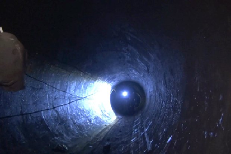 Trước đó, theo truyền thông Nga, quân đội nước này đã tổ chức một đơn vị đặc nhiệm gồm 800 binh sĩ, thâm nhập vào thị trấn Sudzha thông qua đường ống dẫn khí đốt tự nhiên Urengoy–Pomaly–Uzhgorod.Ảnh: Bộ Quốc phòng Nga