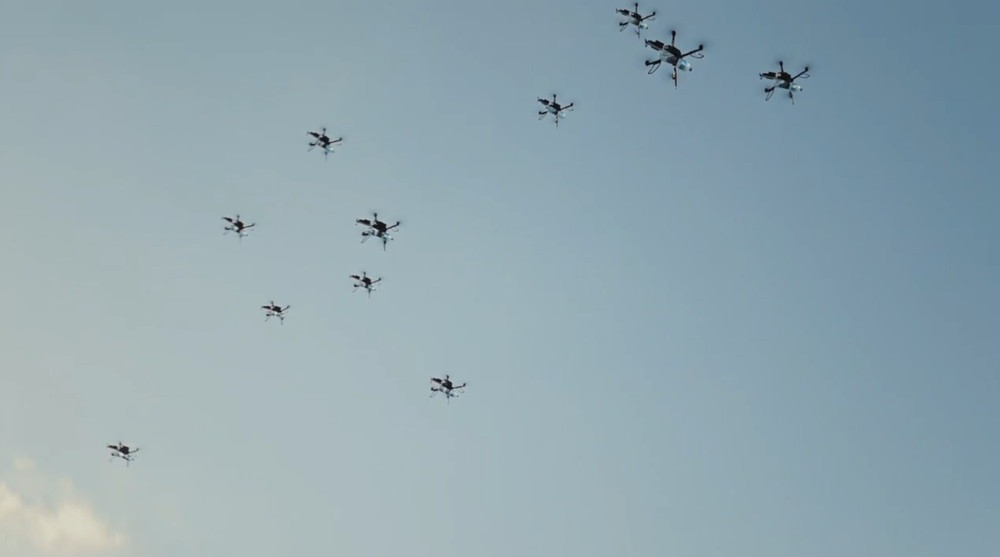 Phía Ukraine không có bình luận ngay lập tức nào về cuộc tấn công. Ngoài ra, Kiev cũng cho biết các cuộc tấn công của họ là nhằm đáp trả việc Moscow liên tục không kích Ukraine kể từ khi xung đột giữa hai nước nổ ra từ hơn ba năm trước.