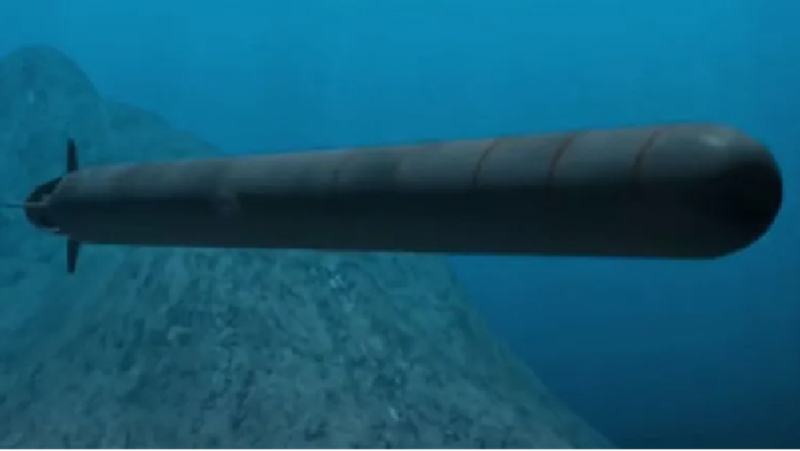 Dù công nghệ UUV và USV đang phát triển mạnh mẽ, nhưng ngư lôi vẫn giữ một vai trò quan trọng trong tác chiến hải quân. Sự kết hợp giữa ngư lôi truyền thống và các nền tảng không người lái như UUV và USV sẽ tạo nên một chiến thuật hiệu quả, giúp hải quân nâng cao năng lực chiến đấu và đối phó với các mối đe dọa trên biển trong tương lai. Vì vậy, thay vì lỗi thời, ngư lôi vẫn tiếp tục là một vũ khí chủ lực trong chiến tranh hiện đại. Ảnh: Bộ Quốc phòng Nga