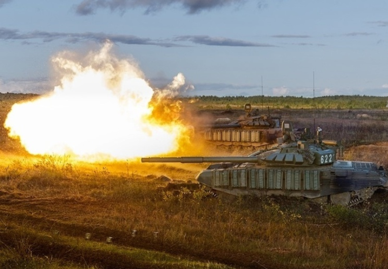 Từ ngày 15/3, quân Nga đã tiến hành pháo kích quy mô lớn vào khu rừng này, sau đó điều bộ binh vào để truy quét. Tuy nhiên, do khu rừng nằm ngay trên tuyến biên giới, quân Ukraine có thể di chuyển ra vào dễ dàng, khiến việc dọn sạch khu vực này trở nên khá phức tạp đối với quân Nga. Ảnh: Global Look Press