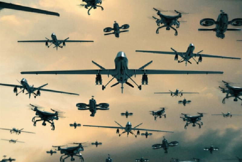Cùng lúc, hoạt động của máy bay không người lái (UAV) Ukraine cũng gia tăng đột biến, với nỗ lực chiếm lĩnh bầu trời bằng cách truy quét UAV trinh sát Nga. Đồng thời, họ tấn công vào các tuyến vượt sông và mạng lưới hậu cần. Ảnh minh họa