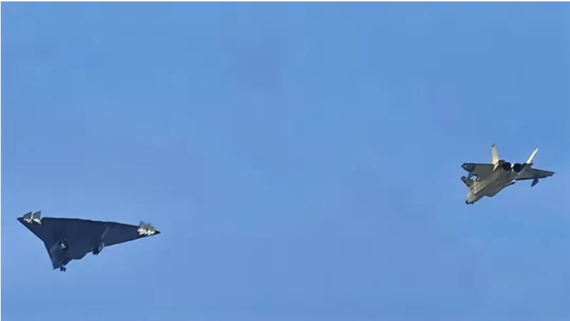 Mỹ “lo sợ” trước sự xuất hiện chiến đấu cơ mới của Trung Quốc? - Hình 3 My “lo so” truoc su xuat hien chien dau co moi cua Trung Quoc?-Hinh-3