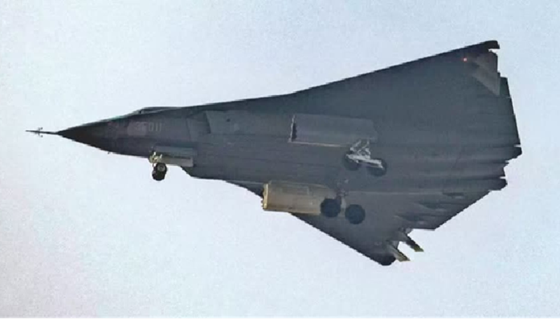 Mỹ “lo sợ” trước sự xuất hiện chiến đấu cơ mới của Trung Quốc? - Hình 6 My “lo so” truoc su xuat hien chien dau co moi cua Trung Quoc?-Hinh-6