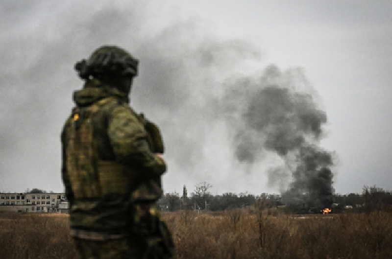 Điều này đã gây ra sự hoảng loạn lớn trong hàng ngũ quân đội Ukraine. Lực lượng Ukraine tại Sudzha bắt đầu coi mọi tiếng động xung quanh là dấu hiệu của một cuộc tấn công từ quân Nga, dẫn đến các vụ "bắn nhầm đồng đội". Nhiều binh sĩ Ukraine đã bị chính lực lượng của họ tiêu diệt. Ảnh: RIA Novosti
