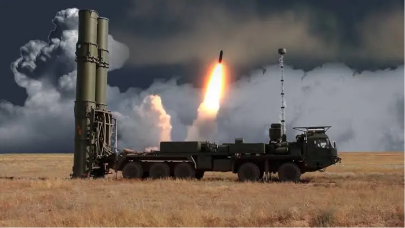 Trước mối đe dọa tiềm tàng từ Ukraine Bộ chỉ huy Lực lượng Hàng không – Vũ trụ Nga có thể triển khai các biện pháp đối phó hiệu quả nào để ngăn chặn khả năng xuất hiện của hàng chục, thậm chí hàng trăm UAV cảm tử tầm xa của đối phương trong thời gian diễn ra các sự kiện đông người? Ảnh minh họa