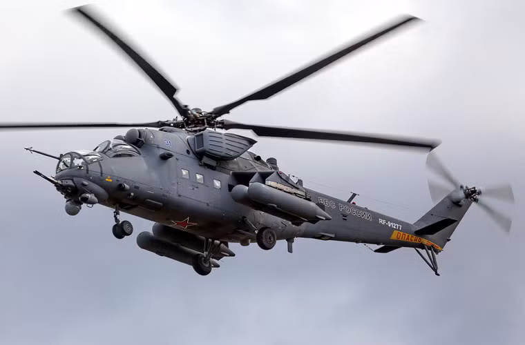 Cũng như Mi-24PN, Mi-35M sử dụng rotor chính và cánh quạt đuôi kiểu chữ X của loại Mi-28 hiện đại hơn. Máy bay dùng hai động cơ TV3-117VMA cho tốc độ bay 310km/h, tầm bay tác chiến 435km.