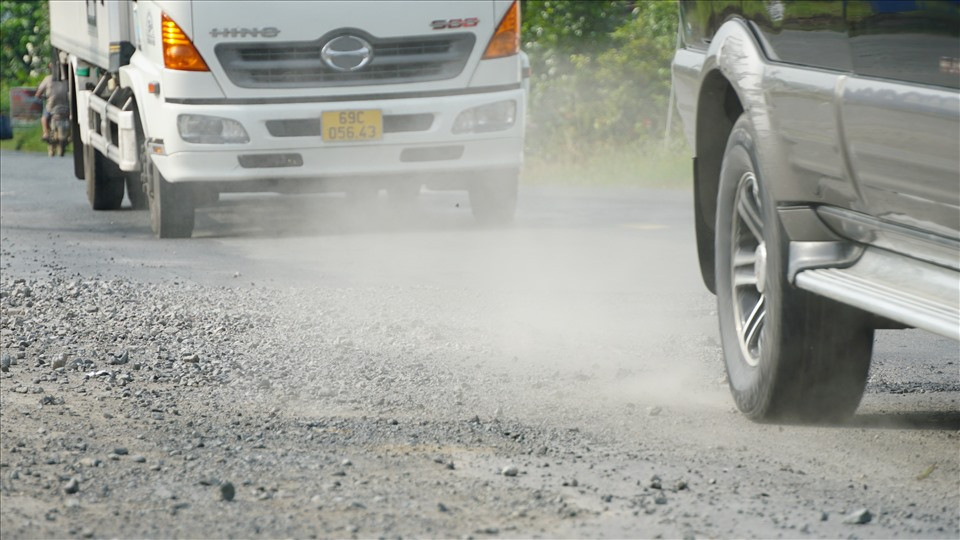 Được biết, QL54 đi qua tỉnh Đồng Tháp và Trà Vinh đã được đầu tư nâng cấp, mở rộng. Thế nhưng, đoạn qua Vĩnh Long mới được đầu tư theo giai đoạn 1.