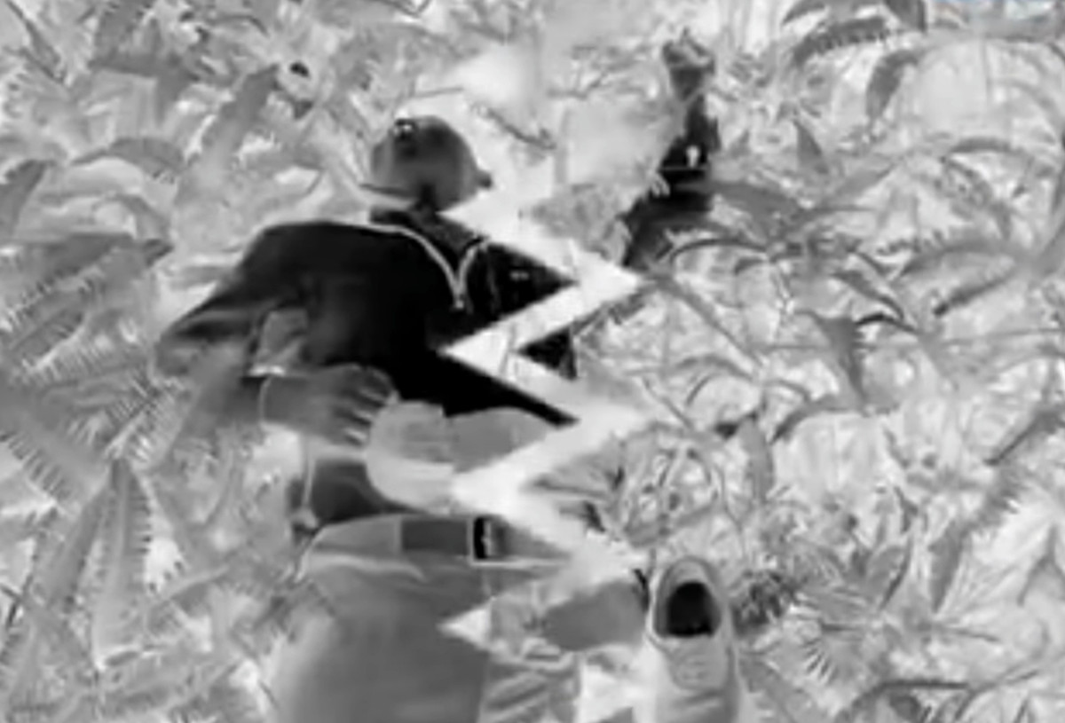 Danh tính nạn nhân nhanh chóng được xác định là anh Nguyễn Văn Nhường, ở ngách 12/15, ngõ 134 phố Lê Trọng Tấn, phường Khương Mai, quận Thanh Xuân, nhân viên Phòng Pháp chế và Kiểm soát tuân thủ của một ngân hàng ở phố Bà Triệu (Hà Nội).