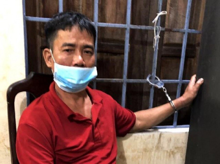  Mang dao "dằn mặt" phó chủ tịch xã, đâm Công an: Công an huyện Phú Lộc (tỉnh Thừa Thiên Huế) bắt giữ khẩn cấp Võ Đức Cường (SN 1971) - người đã đâm trọng thương đại úy Nguyễn Thành Chung, Phó trưởng Công an xã Lộc Trì, huyện Phú Lộc. Trước đó, Cường cùng con trai và 2 người con gái mang theo dao đến nhà ông Trần Thanh Tân, Phó Chủ tịch UBND xã Lộc Trì để gây gổ.