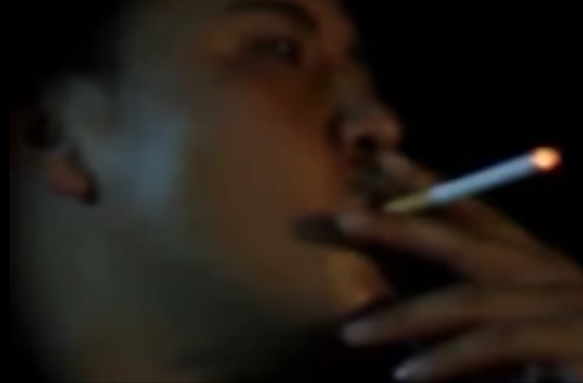 Công an tiến hành rà soát những đối tượng có tiền án tiền sử, thanh niên hư hỏng thuộc diện theo dõi trên địa bàn. Lúc này, có 8 đối tượng nghi vấn nổi lên cần tiến hành điều tra triệt để. Một tổ công tác tập trung xác minh các mối quan hệ của các đối tượng trước và sau khi vụ án xảy ra để tìm ra những bất minh về thời gian. Tổ công tác khác vận động quần chúng nhân dân cung cấp thông tin. 