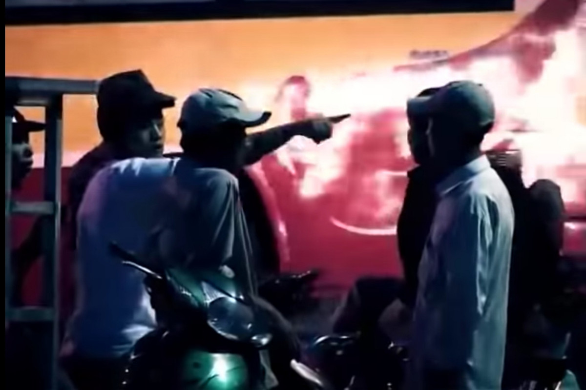 Từ đây, các trinh sát mở rộng điều tra các đối tượng trong nhóm nhậu P. Đồng thời, thông tin quần chúng nhân dân cũng cho biết, vào buổi chiều trước khi xảy ra vụ án, một thanh niên có biểu hiện uống nhiều rượu ngồi uống nước ở nhà người dân, thi thoảng ghé qua nhà chị H và hỏi thăm hoàn cảnh chị H.