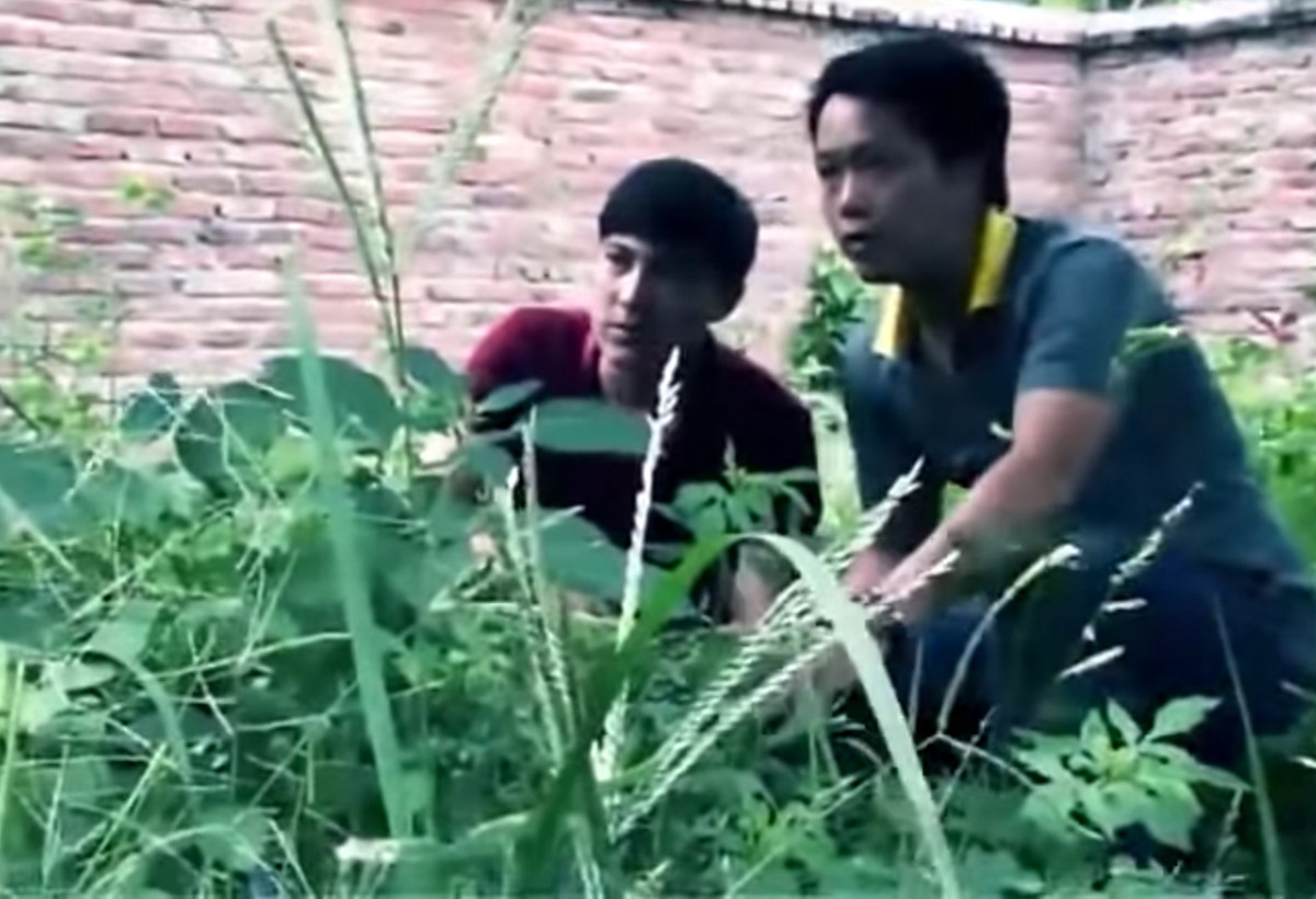 Người bạn từng ở tù với Thông cho biết, sau khi gặp nhau, Thông đã rời khỏi Hưng Yên và nói hắn đi thăm bạn ở Hà Nội. Lúc này, công an tiếp tục lần theo dấu vết để truy bắt Thông.