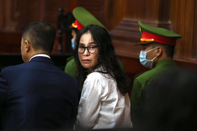 Lê Thị Thanh Thúy, 40 tuổi, Chủ tịch HĐQT Công ty Cổ phần Đầu tư Lavenue, vì liên quan đến sai phạm của cựu Phó chủ tịch UBND TP.HCM Nguyễn Thành Tài.