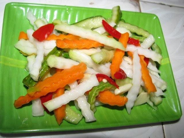 Tuyet chieu muoi dua su hao gion ngon, an bao nhieu van cu them