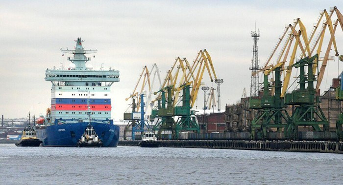 Tất cả những khó khăn này đã dẫn đến sự chậm trễ trong việc chế tạo và bắt đầu hoạt động của tàu phá băng Arktika. Do vấn đề với hệ thống đẩy, con tàu chỉ bắt đầu thử nghiệm trên biển vào tháng 12/2019 bằng cách sử dụng động cơ diesel phụ trợ.