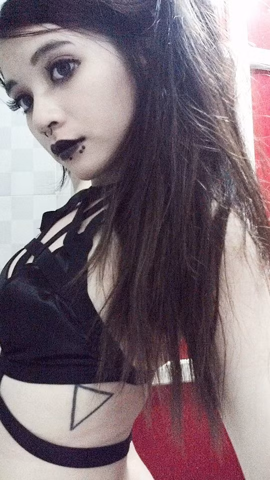 Chia sẻ về dự định trong tương lai, cô bạn cho biết nếu có cơ hội sau khi học xong Đại học tại Việt Nam Đoàn Tiên sẽ sang nước ngoài học lên Cao học để sau này về nước sẽ làm về thiết kế kinh doanh.