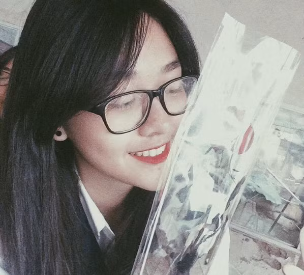 Bức ảnh đời thường giản dị, vô tư của cô bạn.