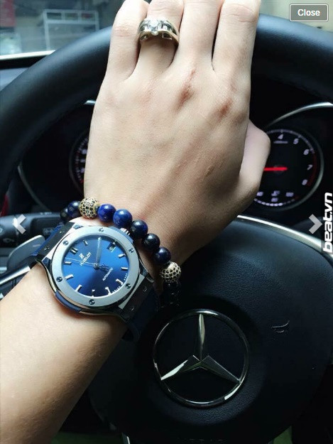 Chưa rõ thực hư thông tin và hình ảnh được chia sẻ trên Hội con nhà giàu Sơn La nhưng hiện những bức ảnh này vẫn được dân mạng truyền tay nhau với nhiều luồng ý kiến trái chiều.