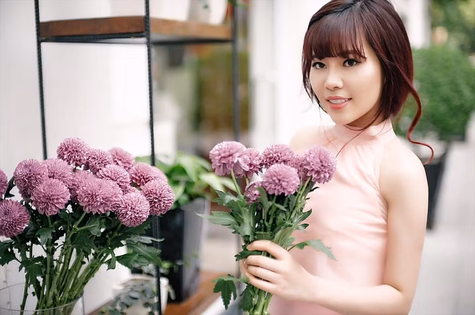 Với An Trang, những thứ cần thiết mà một phụ nữ hiện đại luôn cần đó là kiến thức, khả năng giao tiếp và nhan sắc. Ảnh trong bài: Facebook nhân vật.