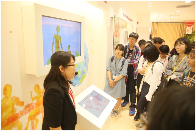 115 nha lanh dao tre chau A trai nghiem am thuc Viet tai Ajinomoto Cooking Studio-Hinh-3