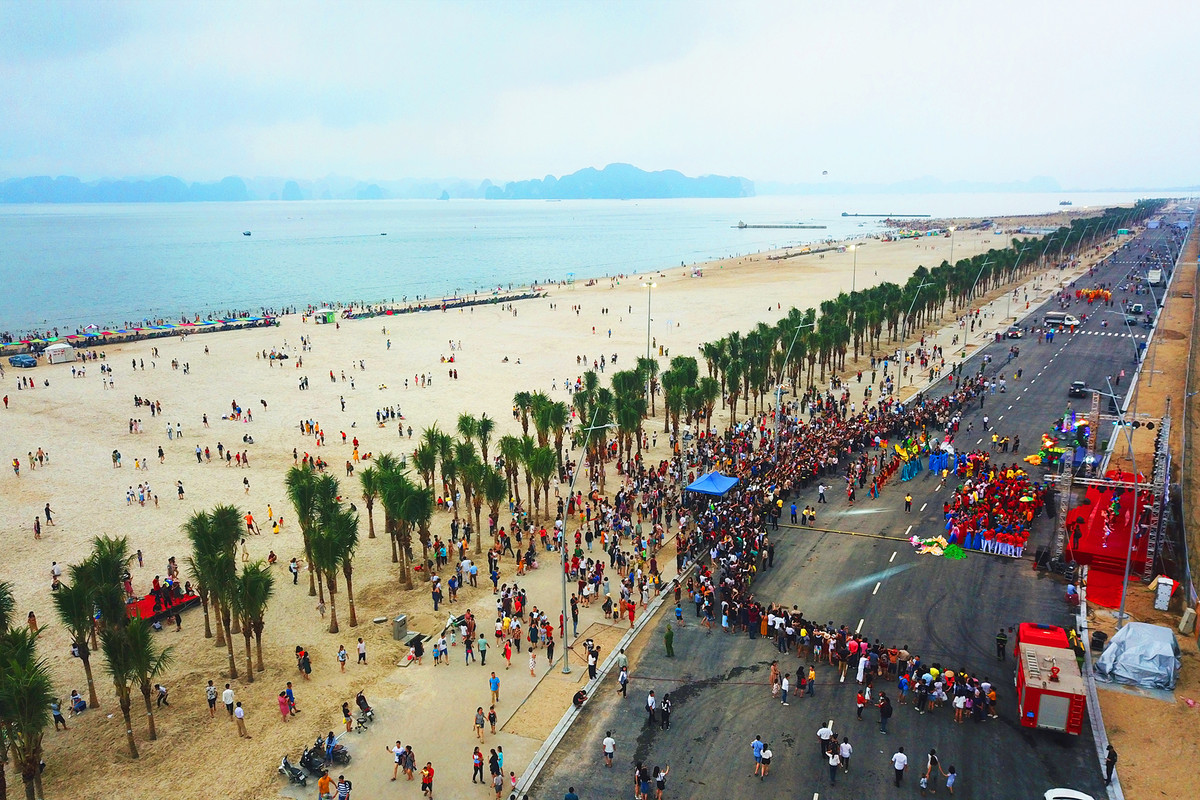 Sun Dance Festival dot chay mua he Ha Long