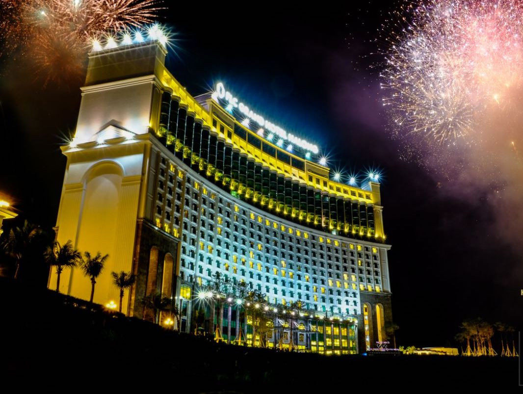 Hao huc cho don trinh dien phao hoa an tuong tai Carnaval Ha Long 2019