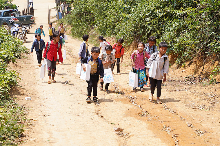 Khoi cong xay dung diem truong Huoi Xai 1 tai bien gioi Nghe An-Hinh-4
