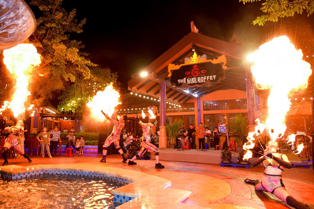 “San ve phao hoa, nhan combo khung” de vui da doi o Sun World-Hinh-6