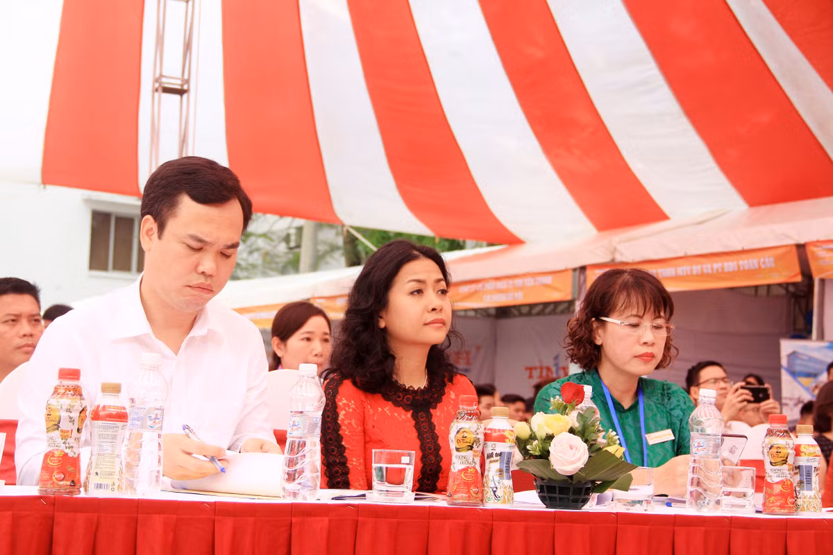 Ngay hoi Huong nghiep va Viec lam nam 2019: “Khoi nguon luc, don thanh cong”-Hinh-3