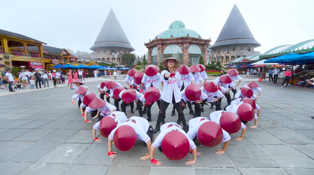 Doan Trang, ST Son Thach, John Huy Tran lam giao khao chung ket Flashmob 2019 – “Song tuoi tre”-Hinh-3
