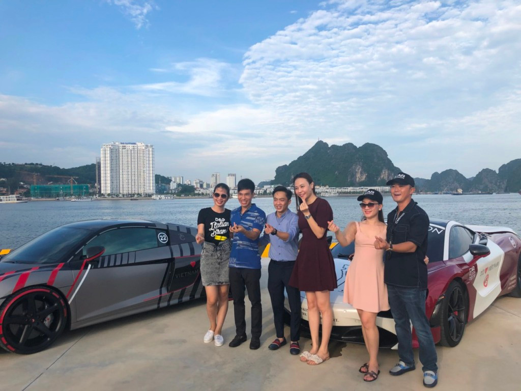 Những nhân vật nổi tiếng trong giới chơi xe Việt Nam hầu hết đều góp mặt tại sự kiện này như Nguyễn Quốc Cường, Hoàng Kim Khánh, Dương Đỗ, Hứa Hà Phương... 