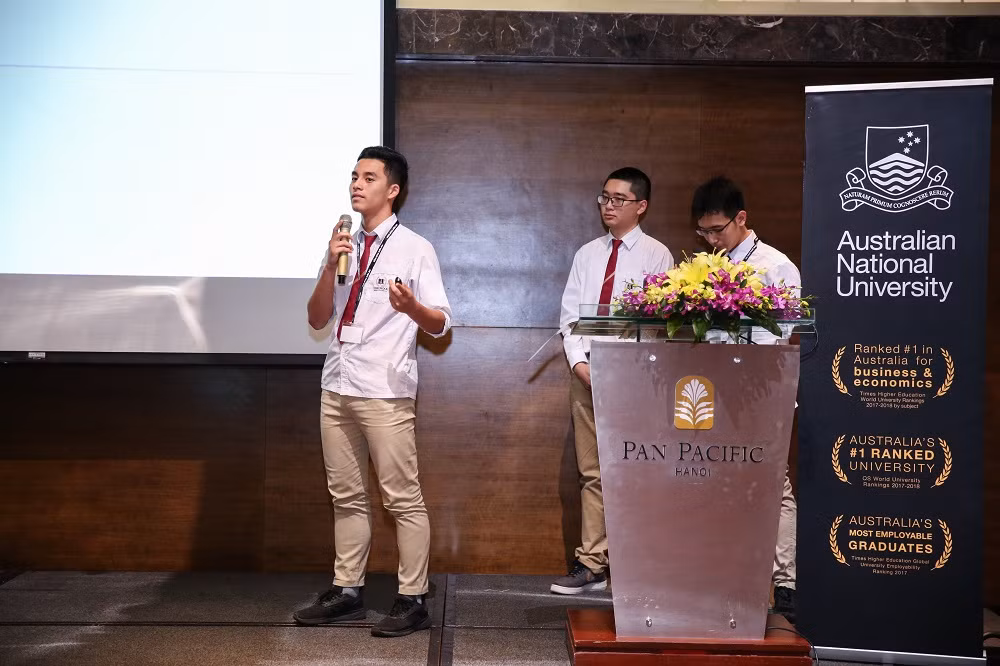 Nho nhung ki nang hoc o truong, teen Viet am hoc bong du hoc My sieu khung-Hinh-2