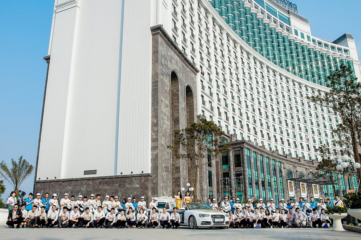 Roadshow FLC Hạ Long 2019 chào hè ấn tượng tại “miền đất hứa” - Hình 2 Roadshow FLC Ha Long 2019 chao he an tuong tai “mien dat hua”-Hinh-2