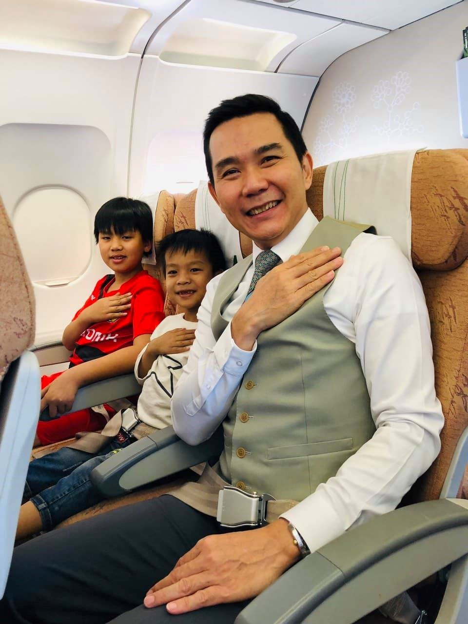 Nhung hinh anh dep am long cua “Phi doan hanh phuc” Bamboo Airways-Hinh-8