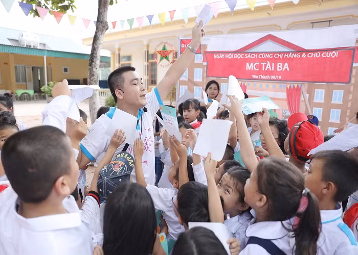 650 hoc sinh Tieu hoc Hop Thanh hao hung tham gia Ngay hoi doc sach-Hinh-4