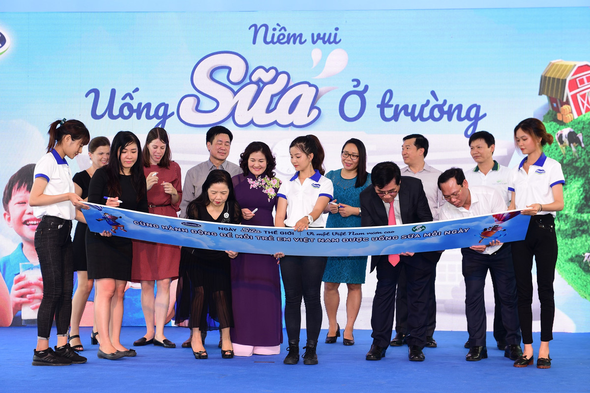 San choi 1/6 cua Vinamilk: Niem vui uong sua o truong-Hinh-3