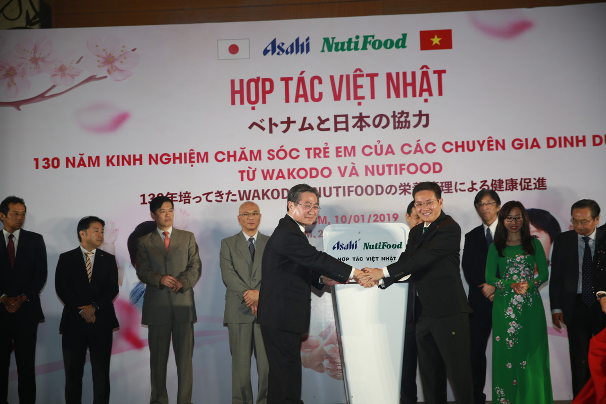Sap co san pham dinh duong tre em so 1 Nhat Ban cho tre Viet-Hinh-2