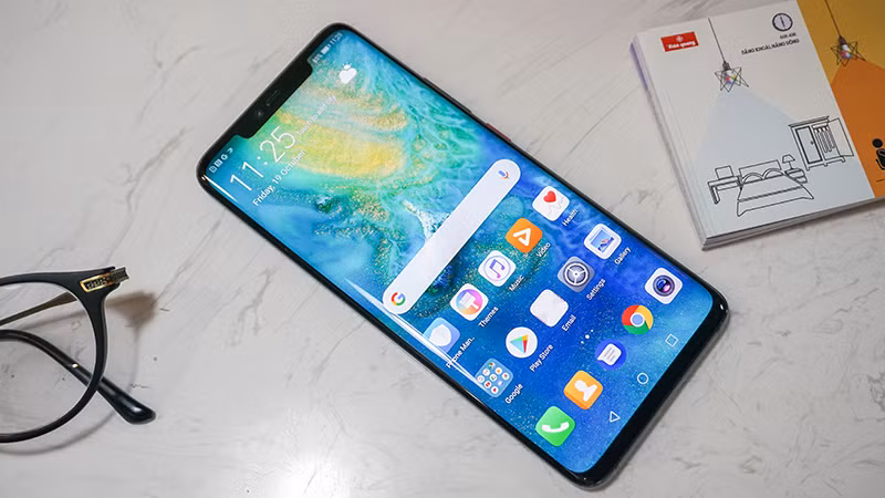 Top 6 smartphone se khuynh dao thi truong Tet Ky Hoi 2019-Hinh-4