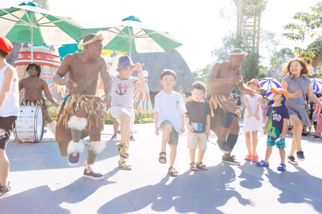 Tray hoi nam chau – Choi xuan ruoc loc tai xu so dieu ky Vinpearl Land-Hinh-4