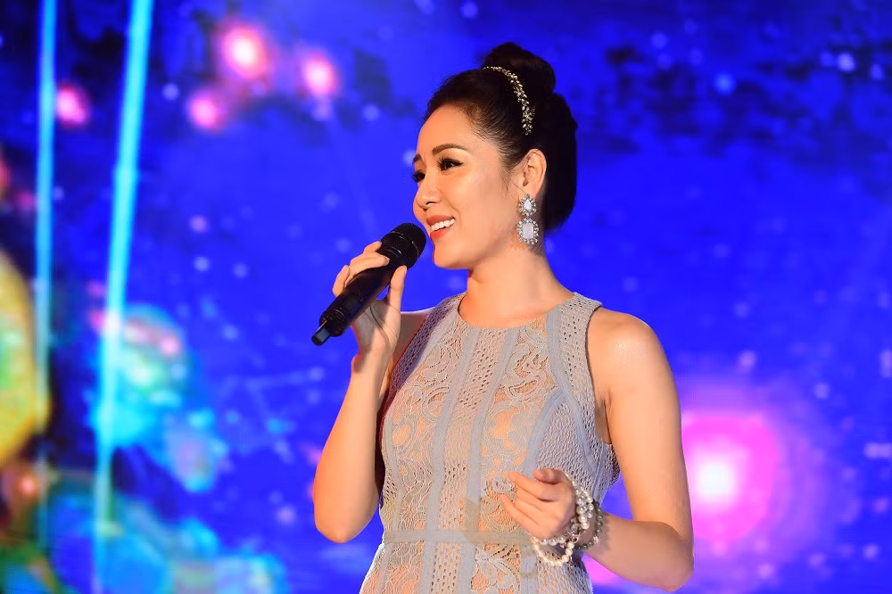 Tai hien Paris hoa le nhung nam 1920s, Wonder Fashion Show “gay thuong nho” cho khan gia Ha Long-Hinh-10