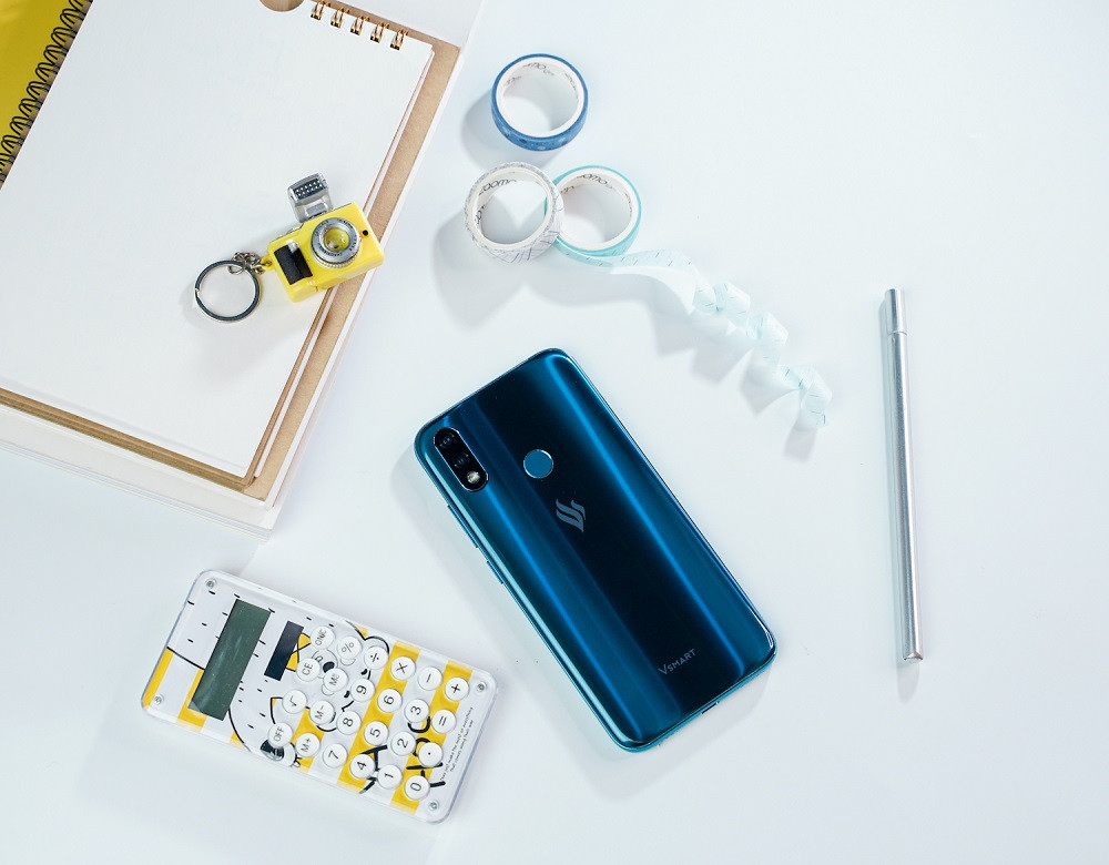 Joy 2+ tiếp tục được sử dụng VOS 2.0, hệ điều hành hoàn toàn mới được các chuyên gia và kỹ sư phần mềm Vsmart nghiên cứu.