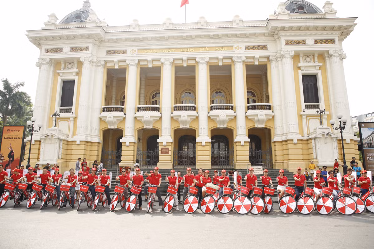 Ngan hang roadshow huong ung khong dung tien mat va mien phi chuyen tien-Hinh-11